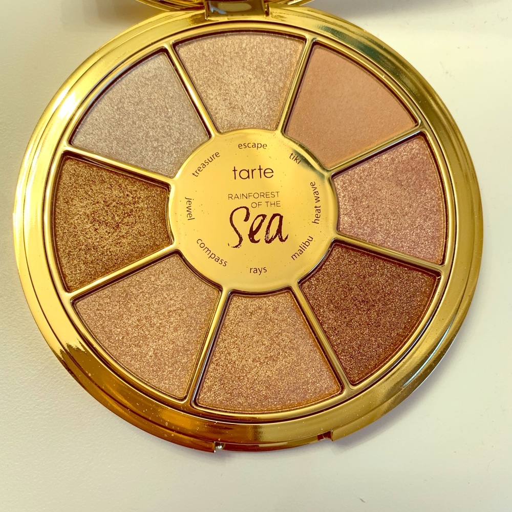 Tarte rainforest of the sea eyeshadow palette